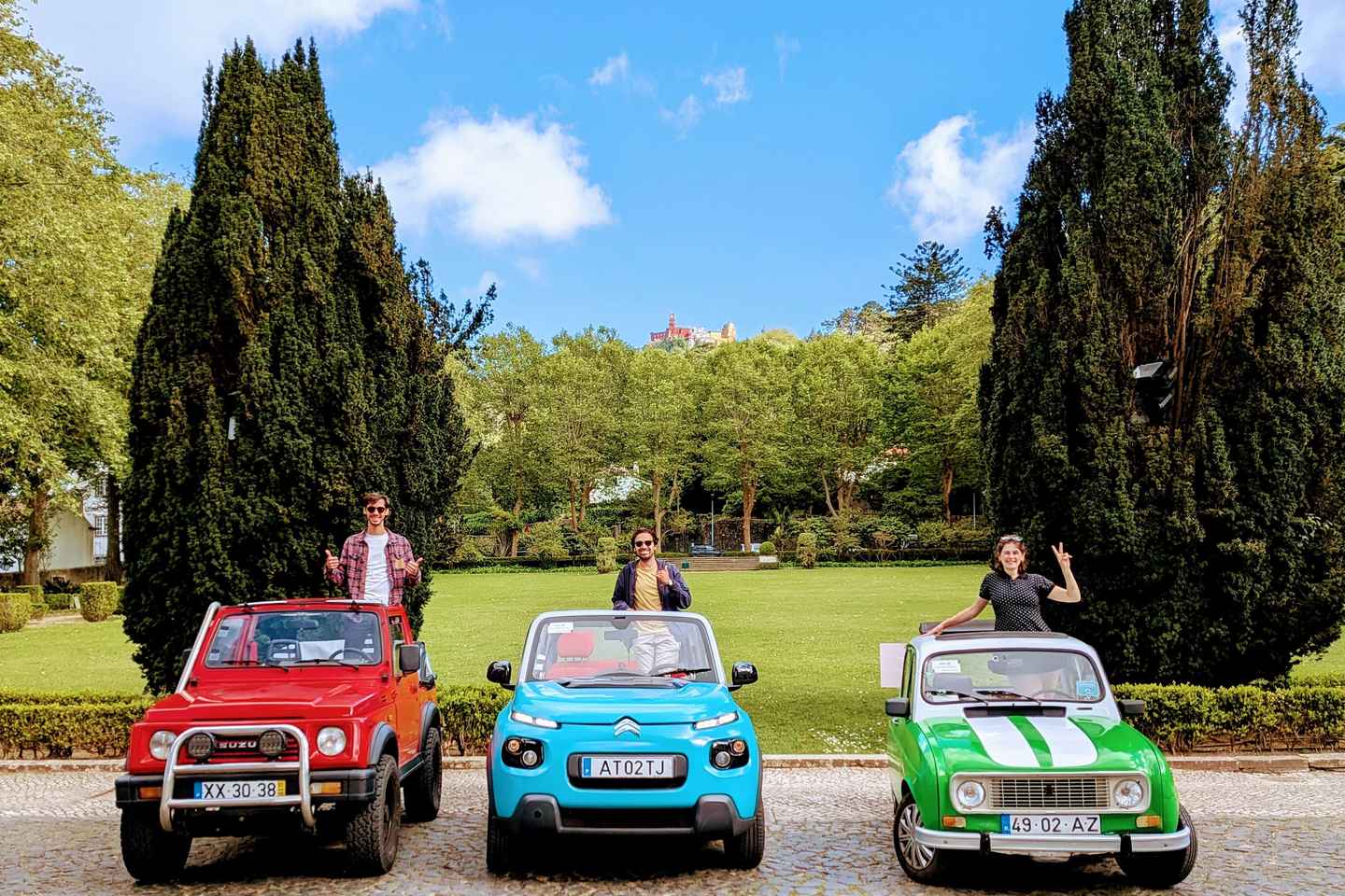 Sintra: Private Half-Day Classic Car or Electric Jeep Tour