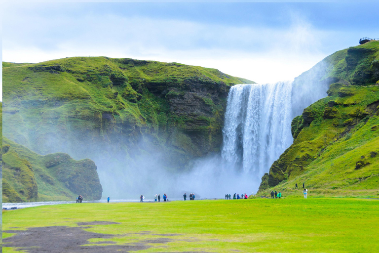 Depuis Reykjavik : Visite privée de la côte sud avec la grotte de glace de Katla