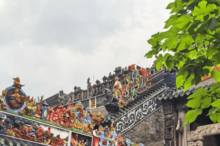 Guangzhou: Private Luxury Vehicle Tour - English or Spanish Guangzhou 8 Hour Tour - VOYAH DREAMPOWER/Buick