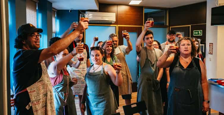 Madrid: Paella and Sangria Workshop in the City Center photo 15