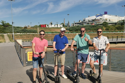 Tour du lac Ada en scooter électrique