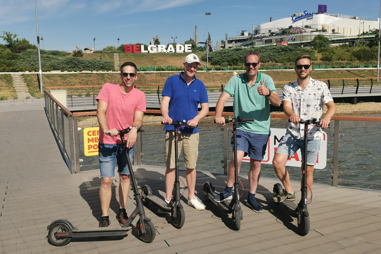 Tour du lac Ada en scooter électrique