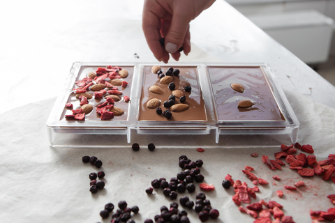 From Basel: Swiss Chocolate-Making Workshop