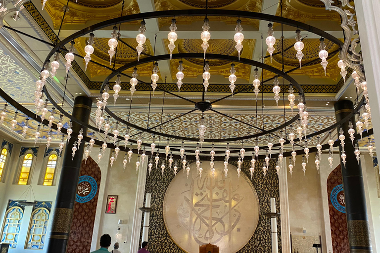 Doha: Wycieczka po mieście z przewodnikiem i rejs łodzią Dhow Wycieczka prywatna