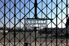 Von München aus: Dachau Concentration Camp Private Tour mit dem Zug