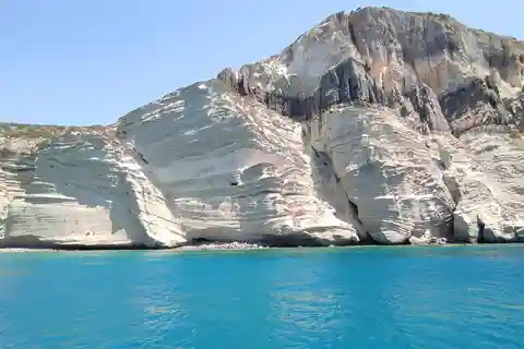 Panteronisia and Antiparos on a Pirate Boat from Paros