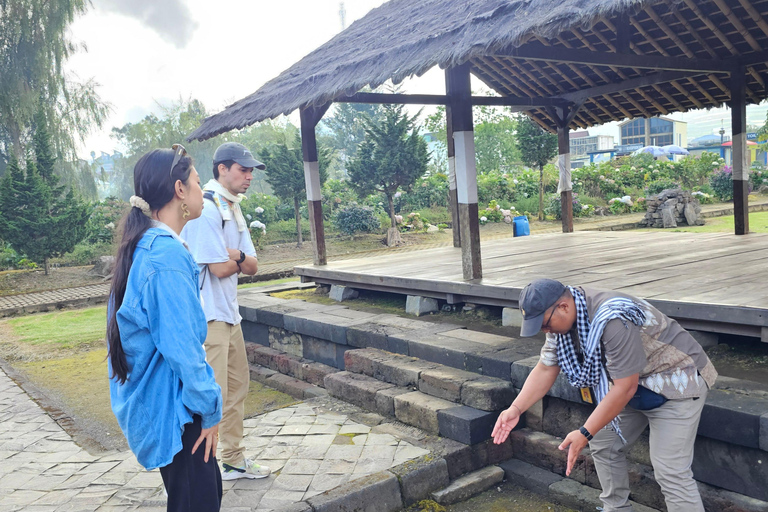 Från Yogyakarta: Dieng-platån &amp; gastronomitur &amp; transferFrån Yogyakarta: Dieng-platån &amp; gastronomi-tur &amp; transfer