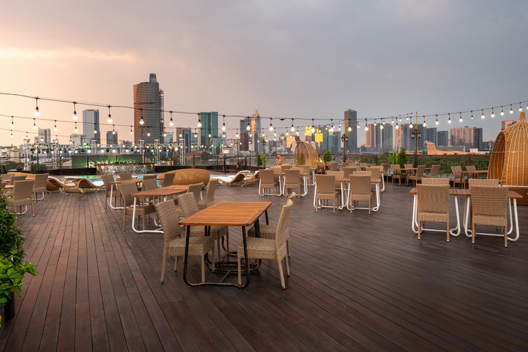 Rever Cruise: A Refined Dining Journey Along Saigon River