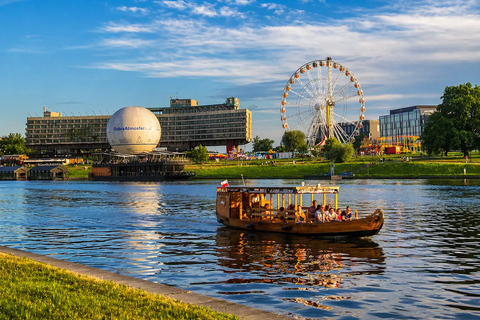 Krakow: Vistula River Sightseeing Cruise with Audio Guide