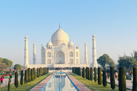 Private Taj Mahal Sunrise Guided Tour from New Delhi by Car Agra: Taj Mahal Sunrise Tour Guide With Meeting Point