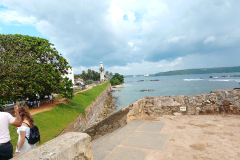 Galle Fort Walk: Silver Jewelry Making & Home-Cooked Food