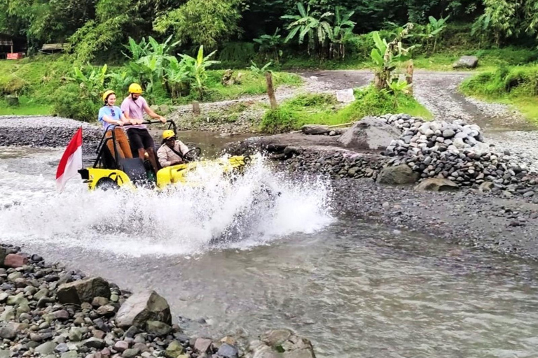 Merapi Volcano 4WD Jeep Tour z YogyakartyJednodniowa wycieczka jeepem na wulkan Merapi