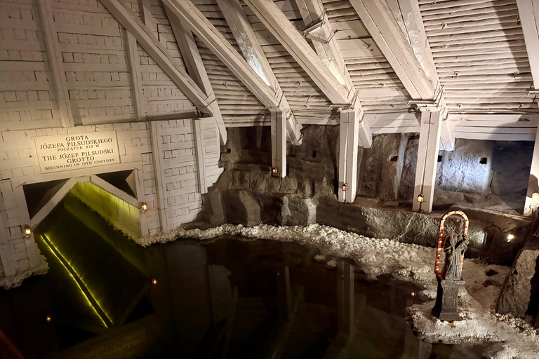 Wieliczka SaltMine & Schindler Story Walking Tour with Lunch Spanish tour