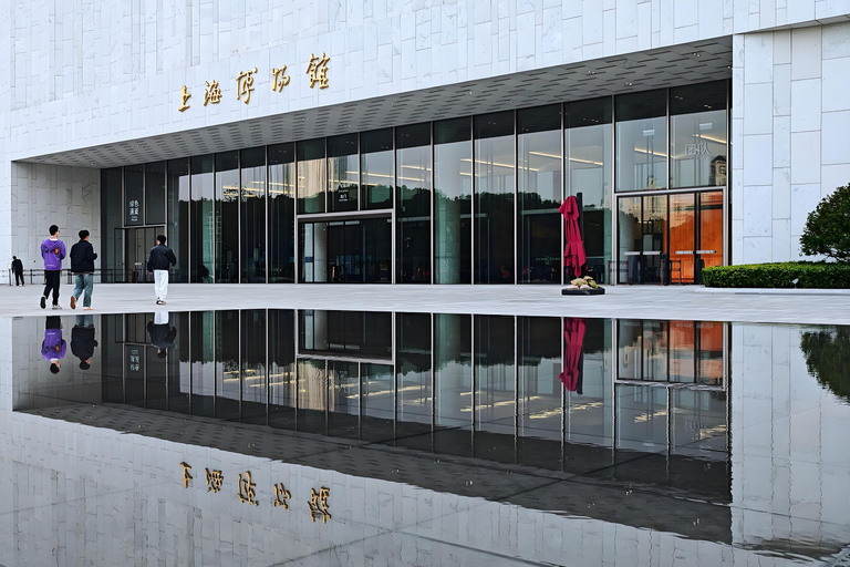 Tour guidato di mezza giornata all&#039;ala est del Museo di Shanghai