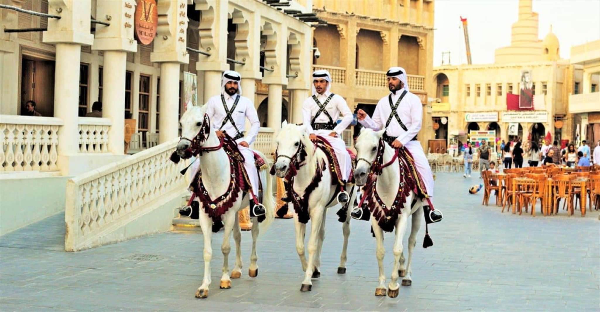 Doha Guided City Tour to Souq Waqif, Katara, & Pearl-Qatar photo 4
