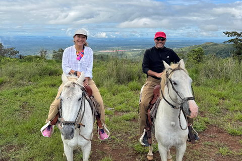 Epic Cloud Forest Horseback Riding Adventure in Boquete