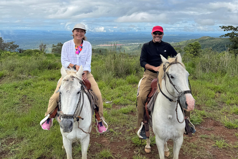 Epic Cloud Forest Horseback Riding Adventure in Boquete