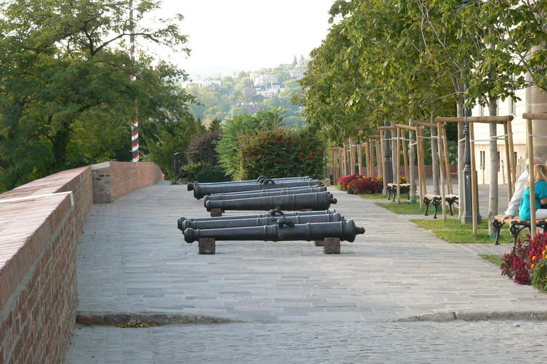 Budapest: Buda Castle District, Memory and Everyday Life