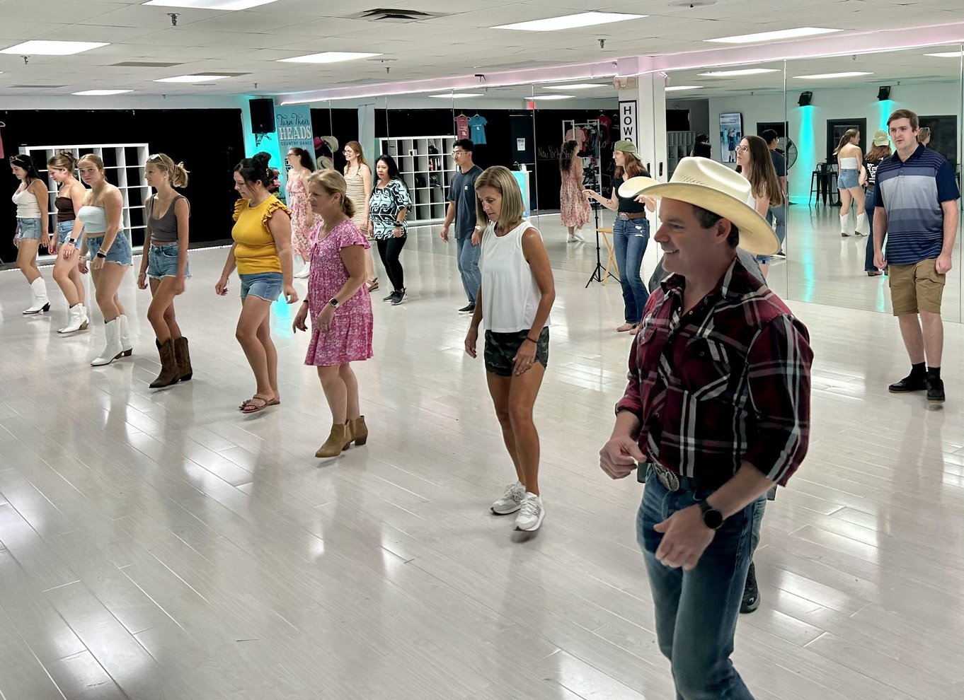 Nashville: Begyndervenlig linedance-lektion