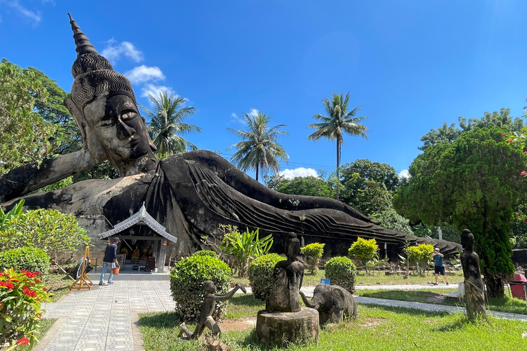 Iconische rondleiding door Vientiane &amp; cultuur in Laos, Boeddhapark, Patuxaydeelnemen aan tour