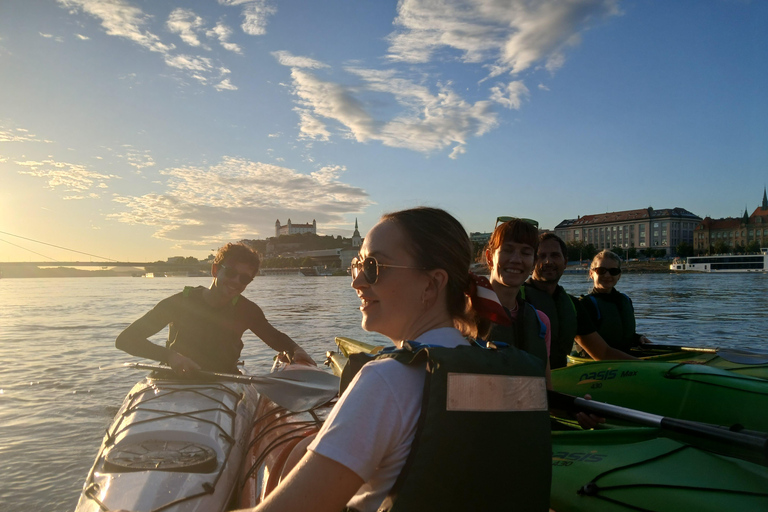 Bratislava: Danube River Kayak Tour with Instructor In a group