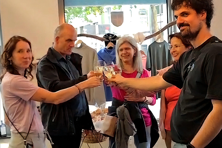 ساربروكن: جولة تذوق النبيذ الإقليميةساربروكن: جولة تذوق النبيذ الإقليمي