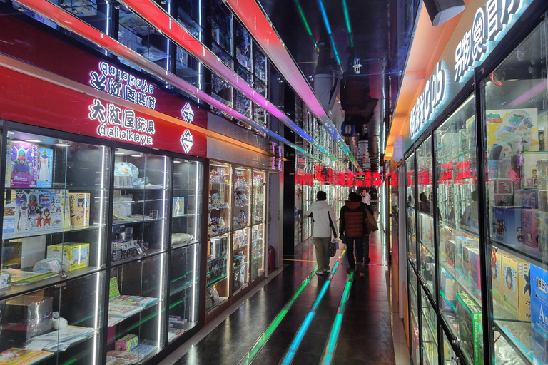 Pekin: prywatna wycieczka po mieście Pop Mart i targu z produktami związanymi z animePekin: prywatna wycieczka po mieście Pop Mart i targu z gadżetami anime