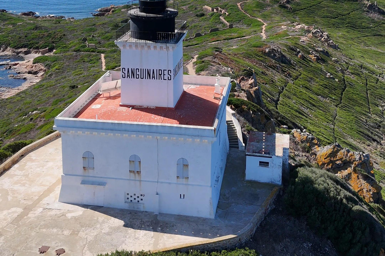 阿雅克肖：乘坐双体船前往桑吉纳雷群岛阿雅克肖：双体船巡游圣萨尔瓦多群岛