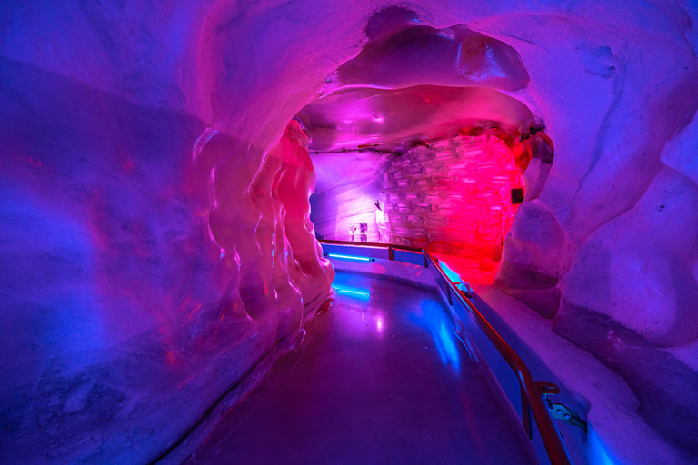 Viagem privada: Zurique ao Monte Titlis - rotativo, caverna de gelo, penhasco