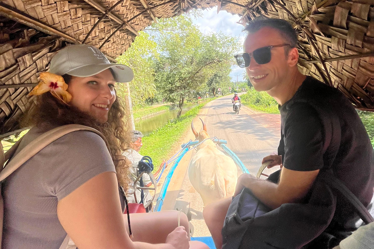 Kandy: Sigiriya Rock & Dambulla Cave Temple adventure tour