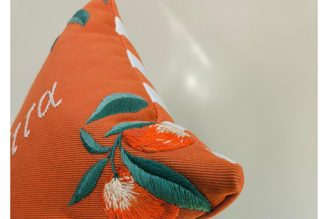 Thessalonique : ateliers de broderie. Une expérience créative de slow craft.Thessalonique : Ateliers de broderie. Une expérience créative d'artisanat lent.