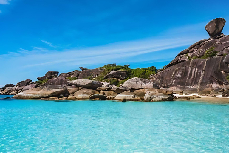 Phuket/Khao Lak: Discover Similan Island with 3 Meals