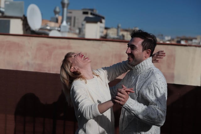 Barcelone : cours de tango sur un toit avec boissons à volonté