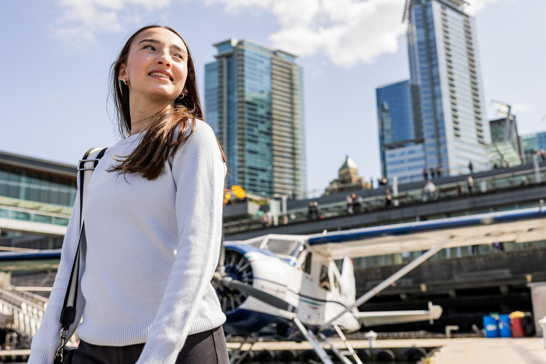 Vancouver: Coastal Mountain Scenic Flight Experience