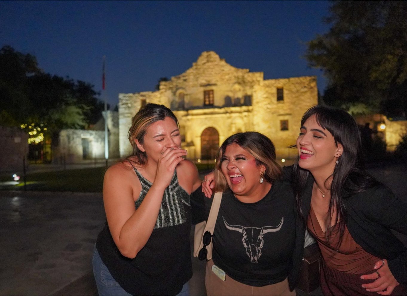 San Antonio: Førsteklasses køretur om aftenen med bådtur på floden