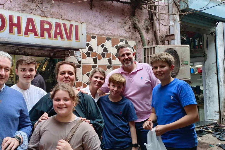 Tour particular em DhobiGhat, lavandaria e favelas, com serviço de busca