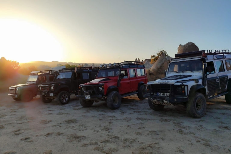 Cappadocia: Scenic Valley Tour in a Jeep