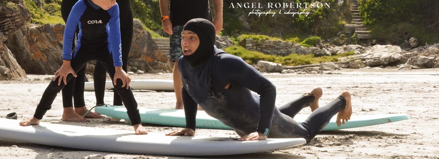 Hermanus : cours de surf avec location de planche et combinaison de plongée