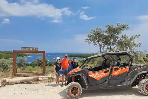 Medulin Family Buggy 4-seater Tour - Kamenjak & Safari Bar