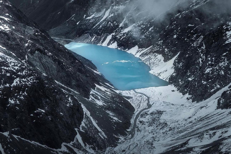 Volo di resistenza al whisky sul ghiacciaio Shackleton - 50 minutiVolo di Endurance con whisky del ghiacciaio Shackleton - 50 minuti