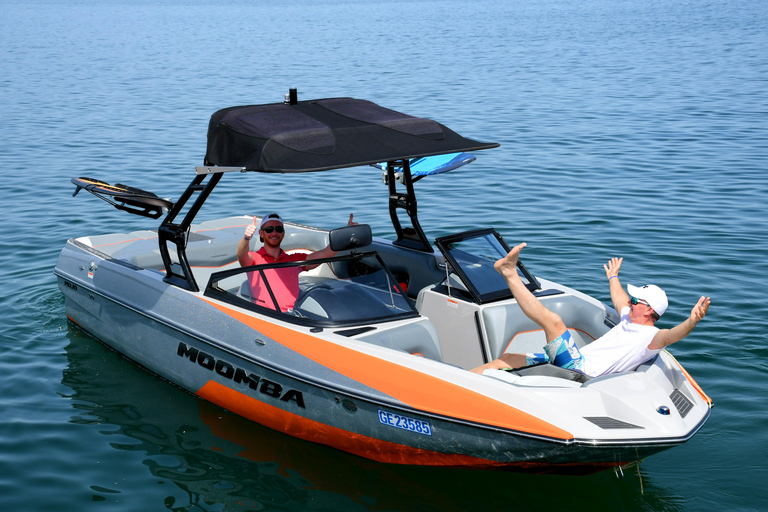 Geneva: Private Wakeboarding on Lake Geneva