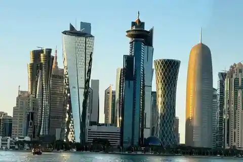 Doha: Private Stadtrundfahrt, Gondelfahrt & Besuch der Villaggio Mall