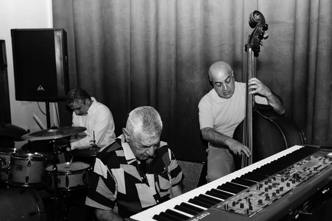 Wijn, jazz en magie: een avond in de Malkhaz Jazz Club