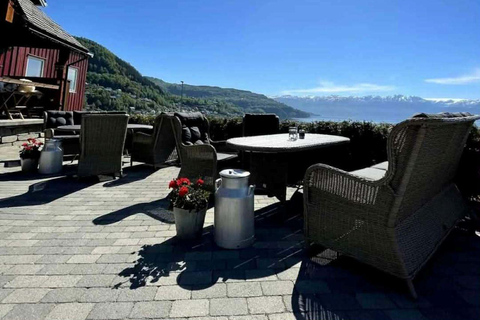 Bergen: Hardangerfjord cider tasting & waterfall Tour