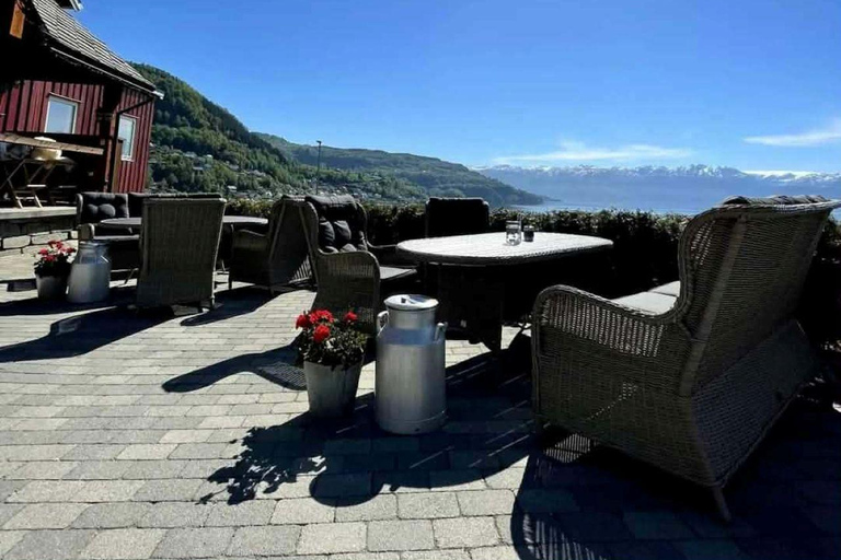 Bergen: Hardangerfjord cider tasting & waterfall Tour