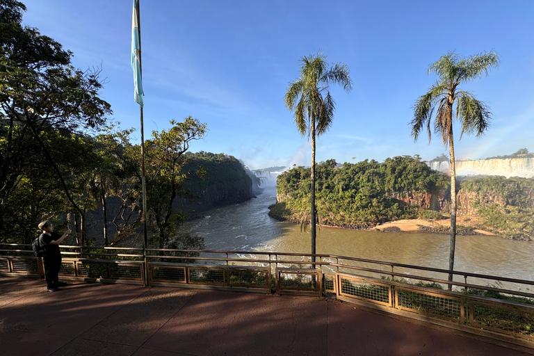 Visite privée d&#039;une journée au Brésil et en Argentine à côté des chutes d&#039;IguassúVisite privée d&#039;une journée des côtés brésilien et argentin des chutes