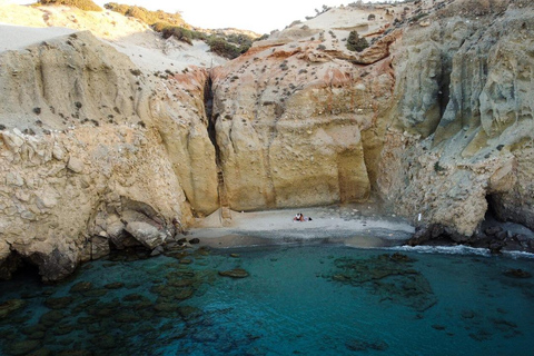 Au départ de La Canée : excursion d&#039;une journée sur l&#039;île de Milos (Plaka, Sarakiniko)La Canée : excursion sur l&#039;île de Milos avec transfert depuis Herakleion