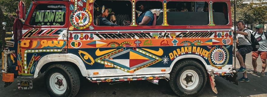 Dacar em 3 horas: passeio completo em ônibus expresso tradicional
