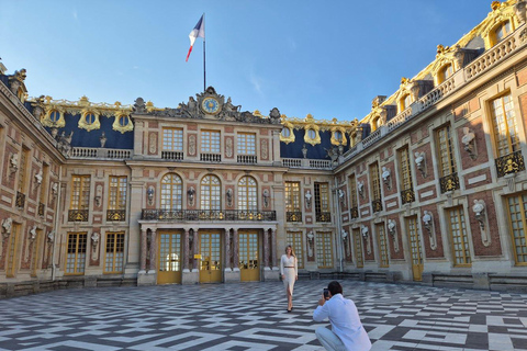 Versailles: Palace & Gardens Private Tour by Golf Cart