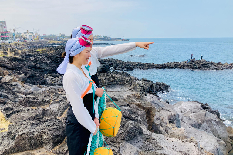 Jeju: Haenyeo UNESCO Sea Women Photoshoot Experience